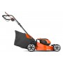 Kosiarki - Akumulatorowa kosiarka HUSQVARNA LC 142iS z napędem, akumulatorem BLi20 i ładowarką 40-C80