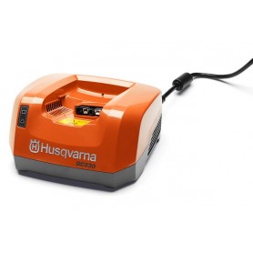 Akcesoria do urządzeń akumulatorowych - Ładowarka HUSQVARNA QC330